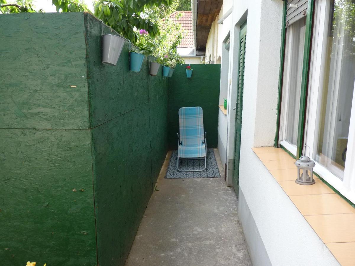 Zizi Apartman Debrecen Exterior photo